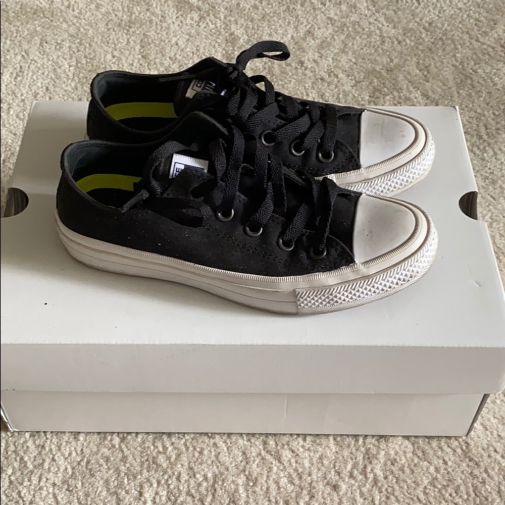 NEW Converse black low top sneakers size 6